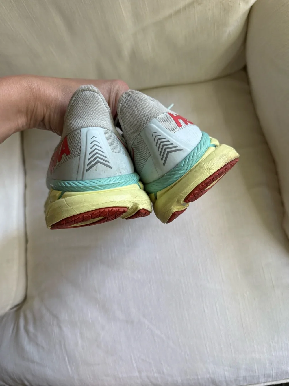 Hoka One One Clifton 7 running shoes in a light mint green colorway size 9.5 - Picture 6 of 9